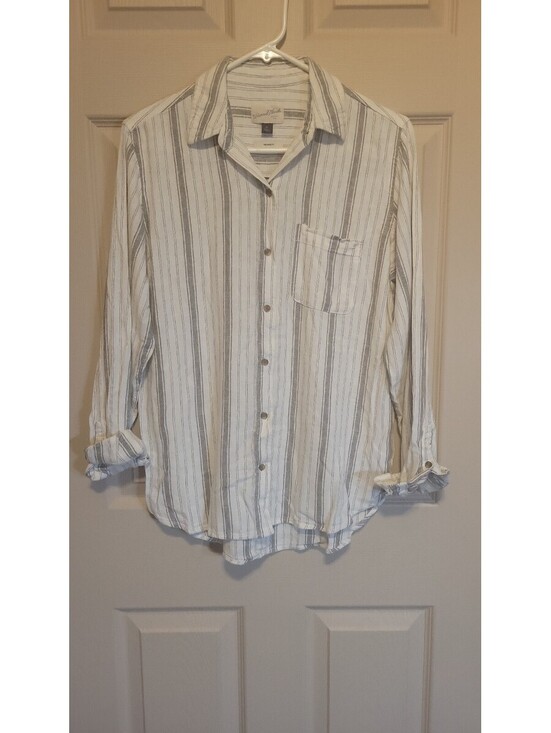 Universal Thread Tops - Universal Thread Relaxed Fit Striped Button-Up Shirt XL